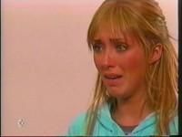 o poza cu anahi dintrun aeroport be first