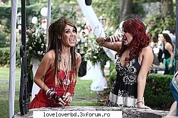 Be first - adik stai k am!!o poza cu MAYTEintr-o rokie - Maite
